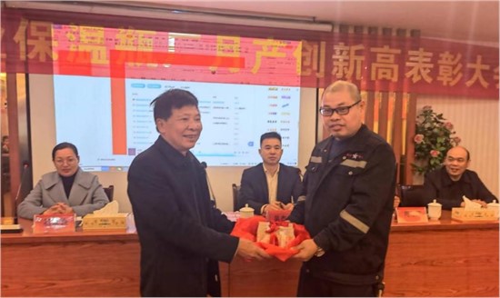 “四化”建设助力娄底DB官方网站实业保温瓶月产创历史新高